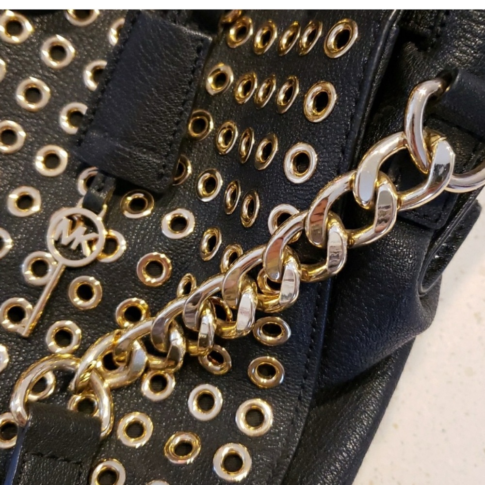 Black and Gold Studded Handbag - Picture 6 of 6